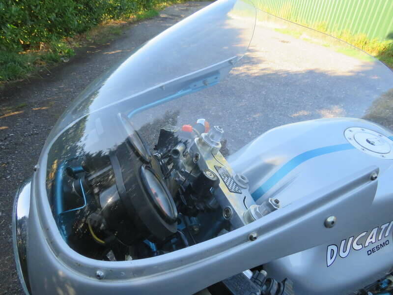 Immagine 8/50 di Ducati DUMMY (1991)