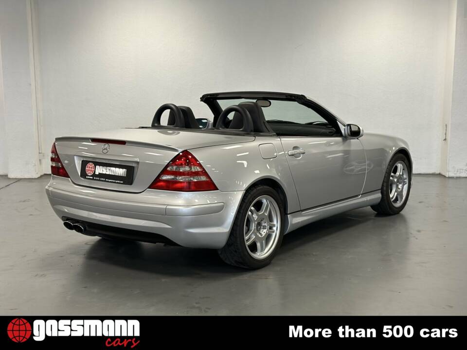 Bild 7/15 von Mercedes-Benz SLK 32 AMG (2001)