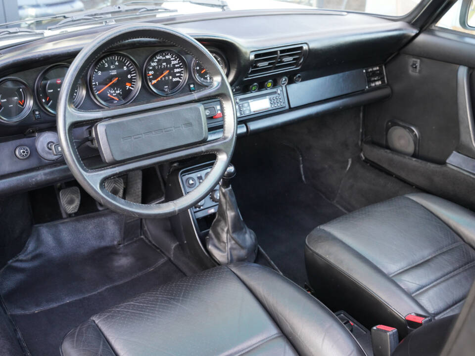 Image 3/50 of Porsche 911 Turbo 3.3 (1986)