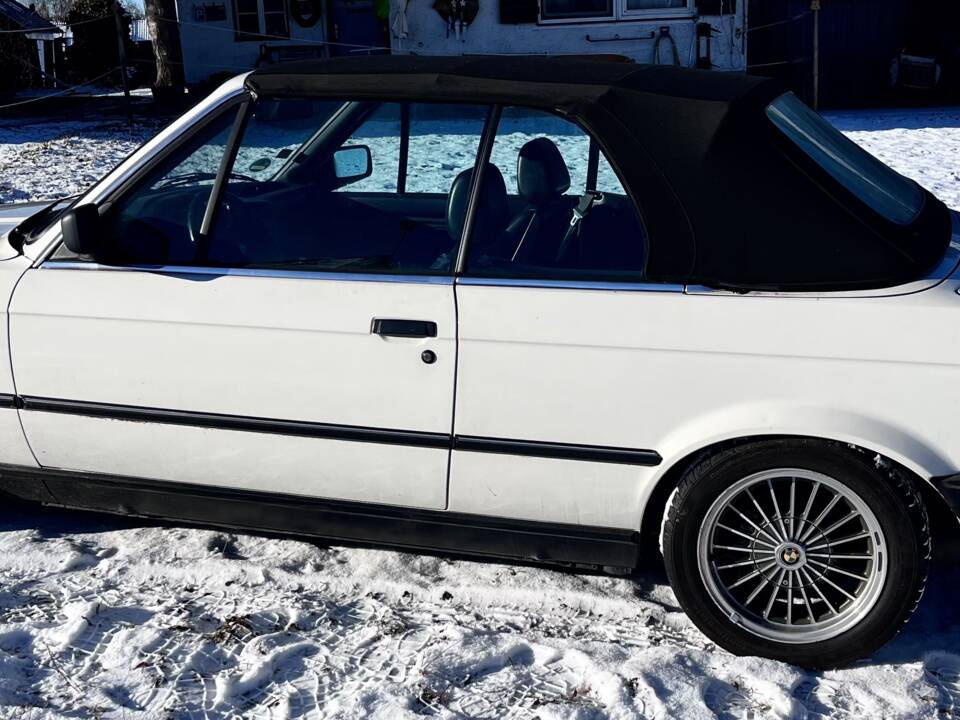 Bild 5/10 von BMW 325i (1987)