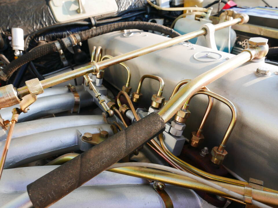 Imagen 40/56 de Mercedes-Benz 220 SE b (1962)