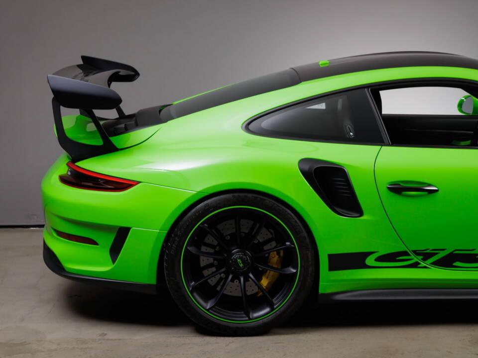 Bild 6/42 von Porsche 911 GT3 RS Weissach (2019)