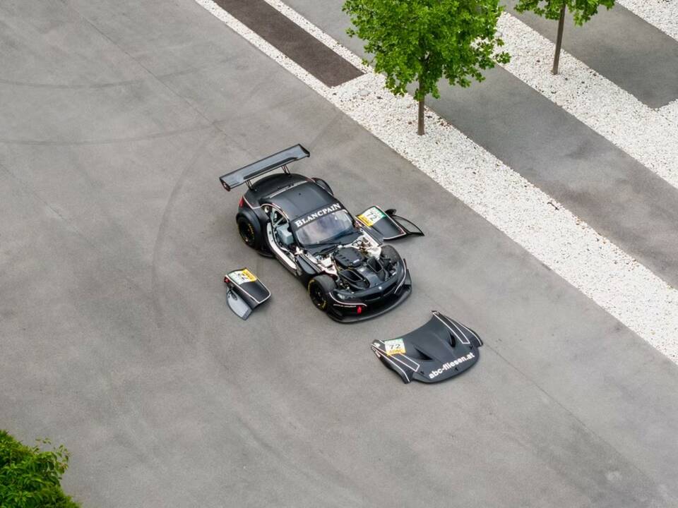 Image 14/15 of BMW Z4 GT3 (2012)