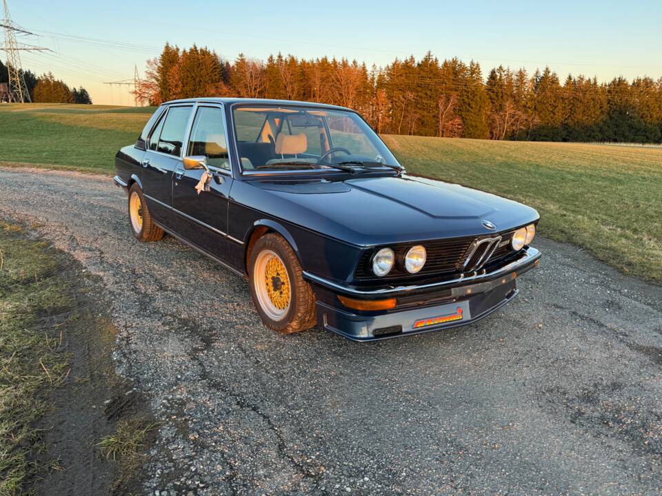 Afbeelding 7/28 van BMW 528 (1976)