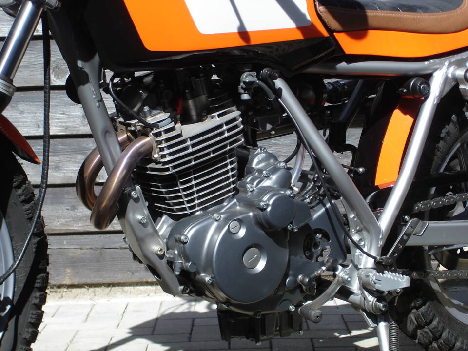 Bild 9/17 von Honda DUMMY (1983)