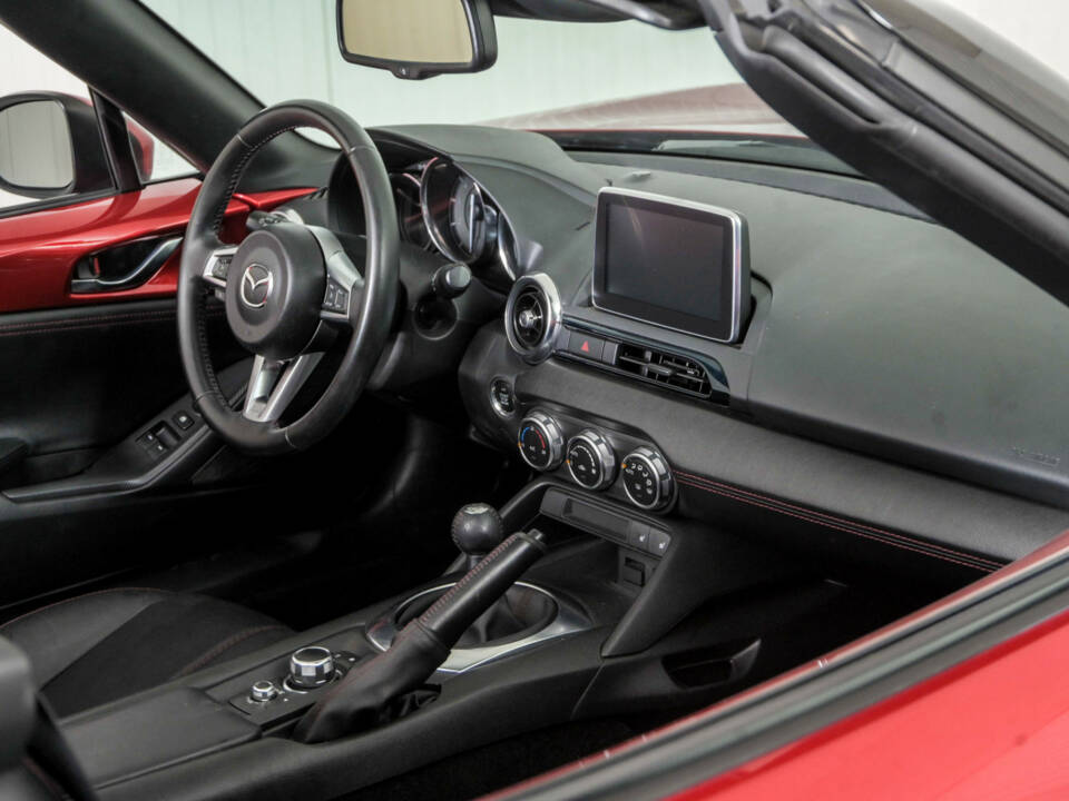 Image 38/50 of Mazda MX-5 2.0 (2018)
