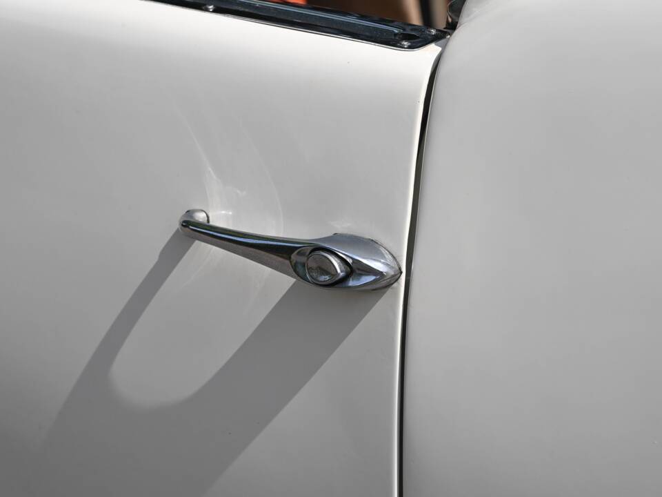 Imagen 49/50 de Daimler SP 250 (1960)
