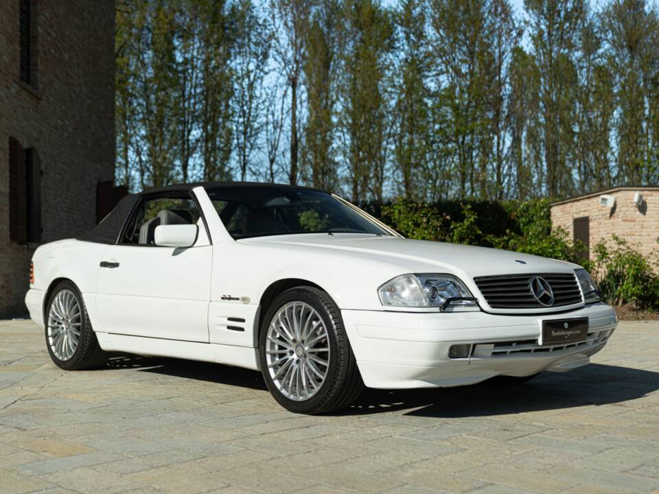 Bild 2/50 von Mercedes-Benz SL 320 (1997)