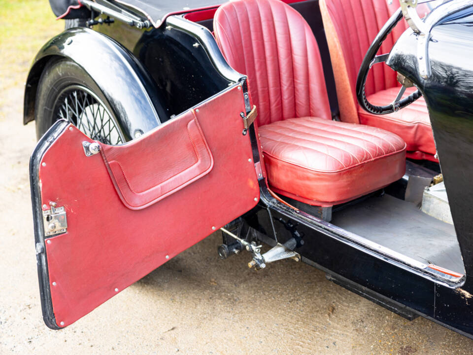 Immagine 13/50 di Aston Martin International (1930)