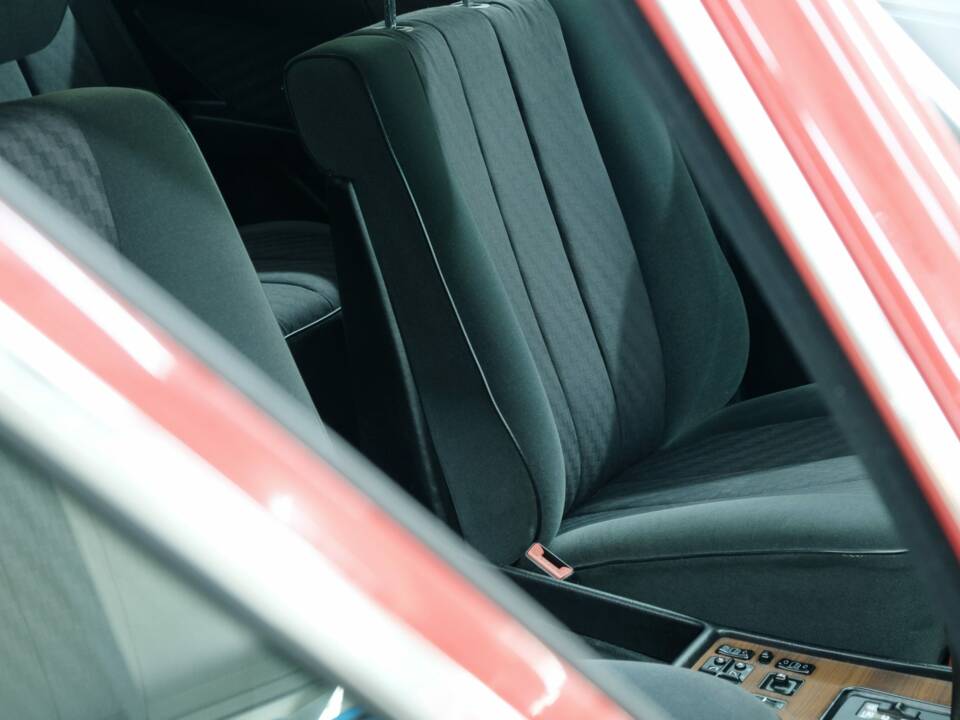 Bild 22/50 von Mercedes-Benz 500 SE (1987)