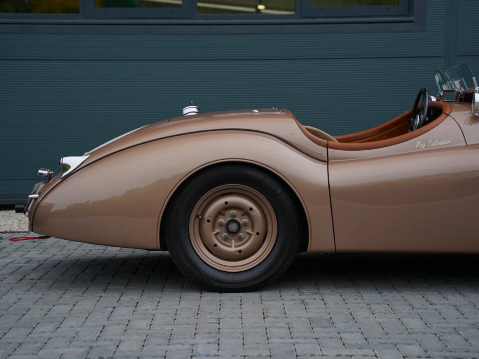 Image 29/50 of Jaguar XK 120 OTS (1950)