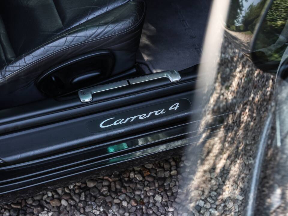 Afbeelding 33/43 van Porsche 911 Carrera 4 (1999)