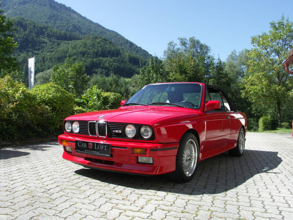 Image 27/30 de BMW M3 (1989)