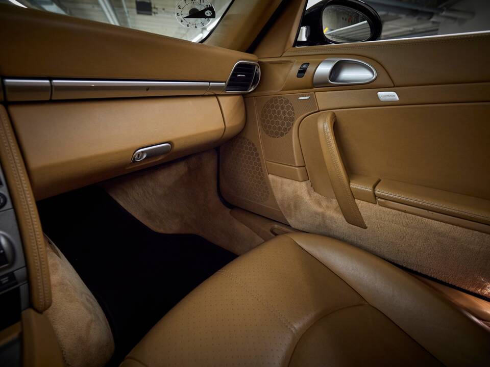 Bild 33/78 von Porsche 911 Carrera 4S (2006)