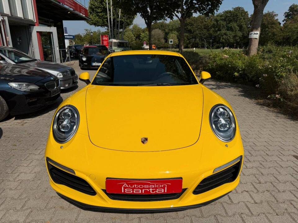 Image 2/27 of Porsche 911 Carrera (2018)