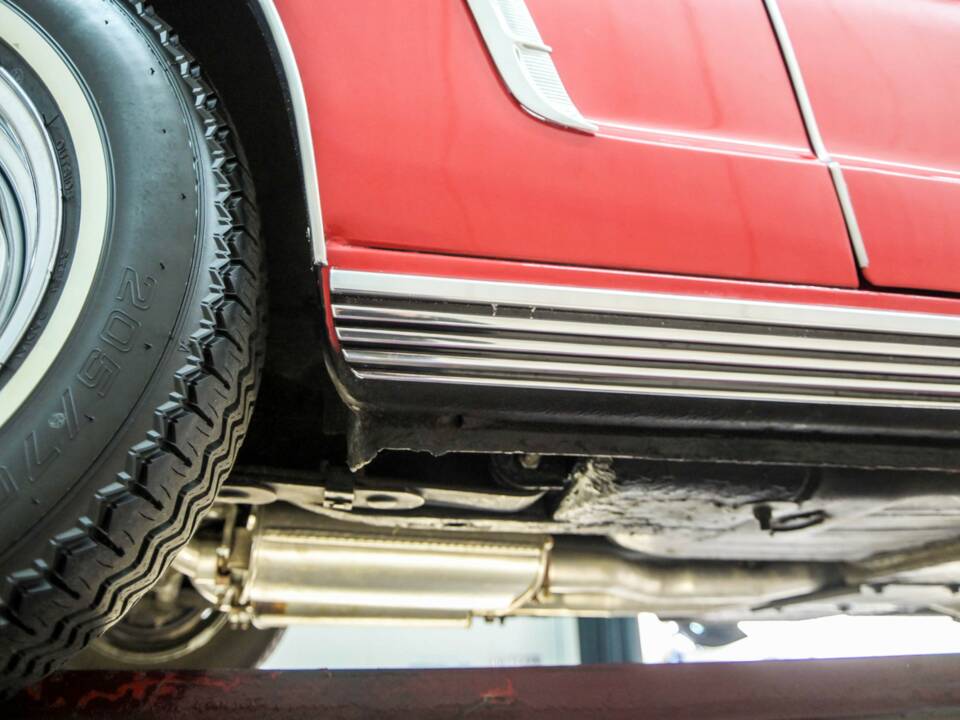 Image 47/50 of Ford Mustang 289 (1966)