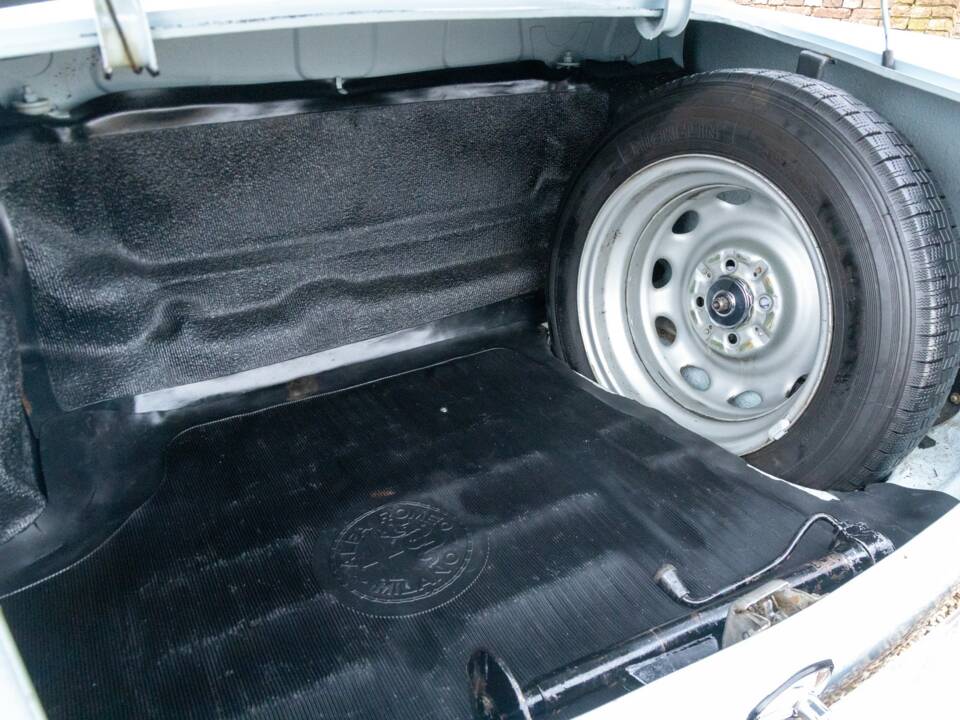 Image 31/48 of Alfa Romeo Giulietta TI (1964)