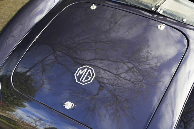 Image 17/35 de MG MGA 1850 (1958)