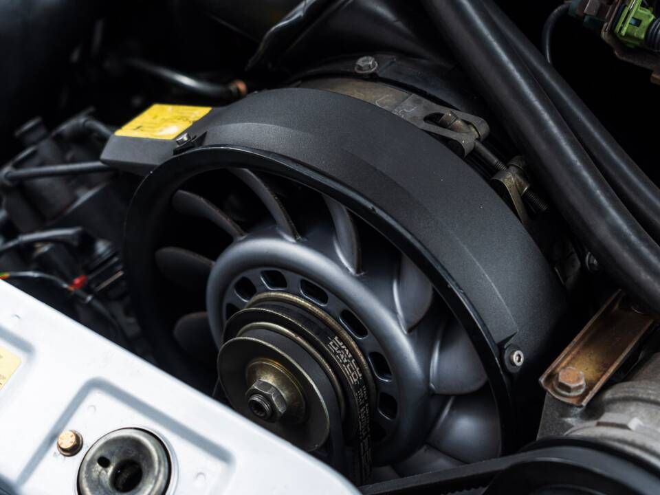 Afbeelding 19/61 van Porsche 911 Carrera 4 (1990)