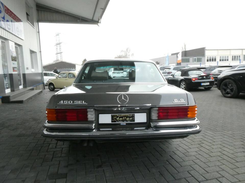 Immagine 5/20 di Mercedes-Benz 450 SEL 6,9 (1979)