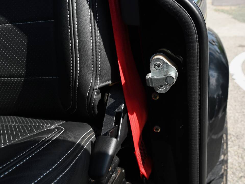 Image 58/70 of Land Rover Defender 90 TD4 (2007)