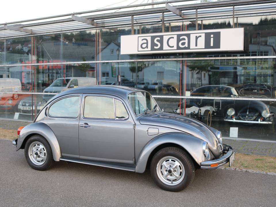 Afbeelding 9/50 van Volkswagen Beetle 1200 Anniversary Edition (1985)