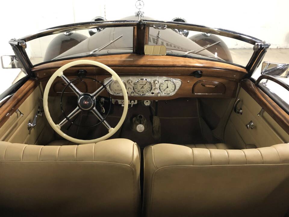 Image 2/38 of Mercedes-Benz 320 Cabriolet A (1938)