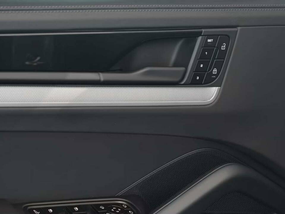 Bild 11/12 von Porsche Cayenne E-Hybrid (2024)