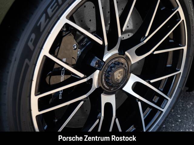 Bild 2/38 von Porsche 911 Turbo S (1900)