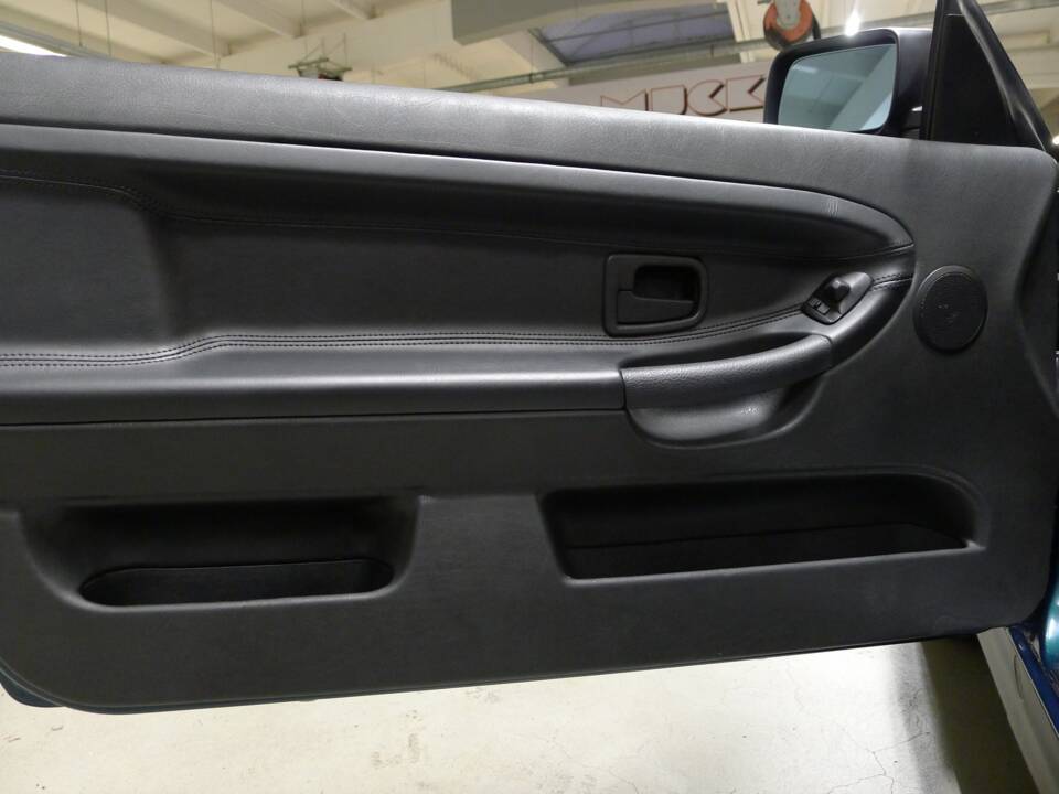 Imagen 32/35 de BMW 328i (1996)