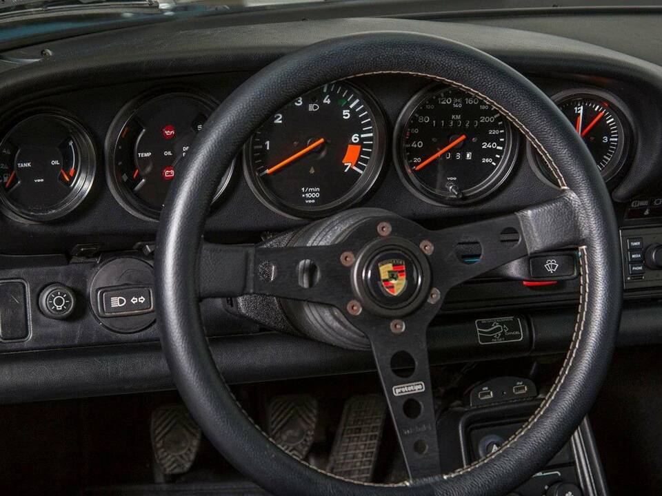 Bild 18/25 von Porsche 911 Carrera 3.2 (1987)