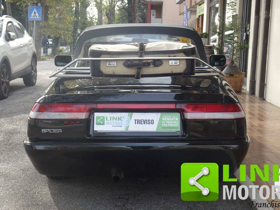 Immagine 5/10 di Alfa Romeo 1.6 Spider (1991)