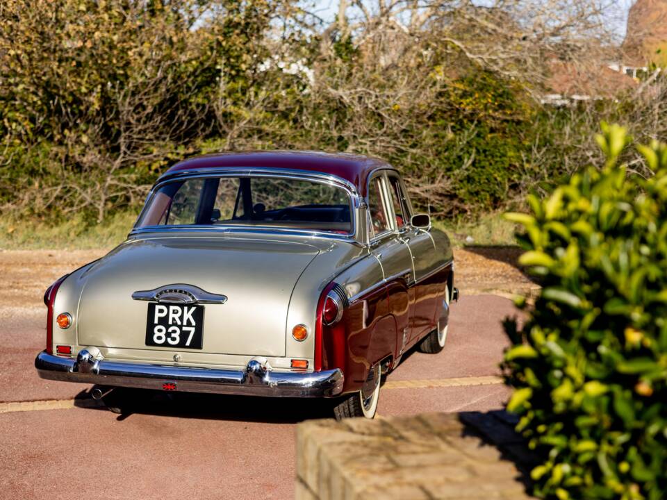 Bild 14/50 von Vauxhall Cresta (1956)