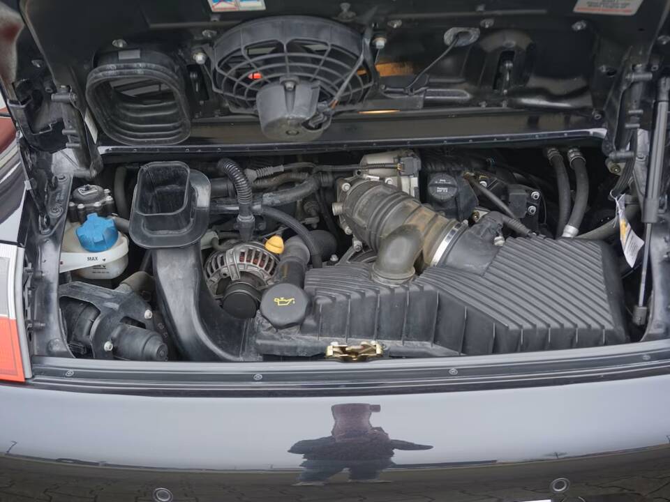 Afbeelding 7/50 van Porsche 911 Carrera 4 (2003)