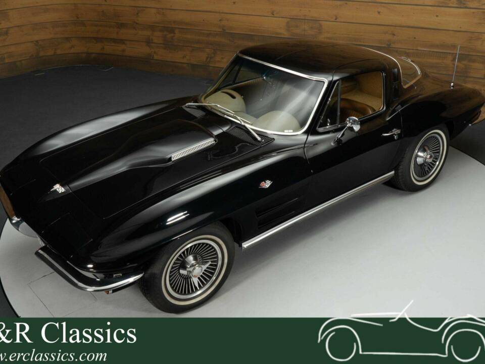 Image 1/19 of Chevrolet Corvette Sting Ray (1964)