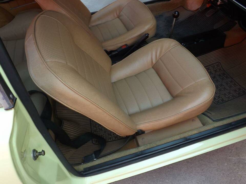 Image 23/50 of FIAT 128 Sport Coupe (1974)
