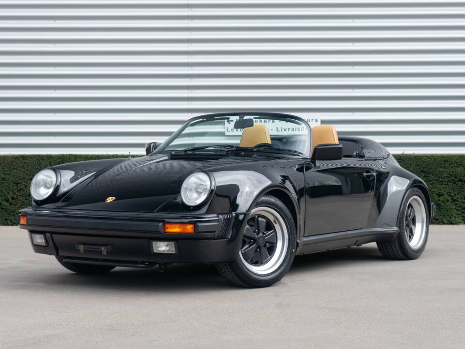 Imagen 16/32 de Porsche 911 Speedster 3.2 (1989)
