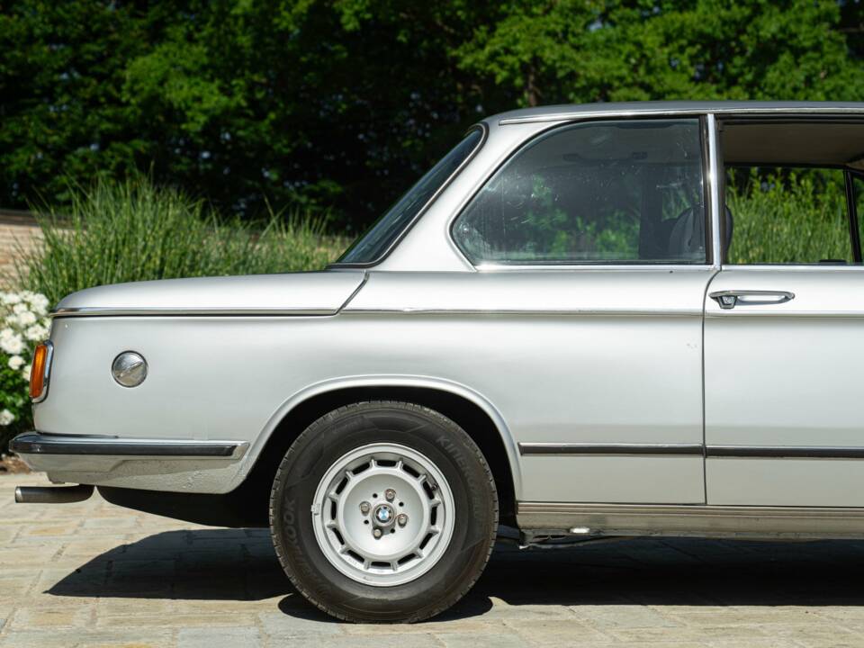 Image 19/50 of BMW 2002 tii (1975)