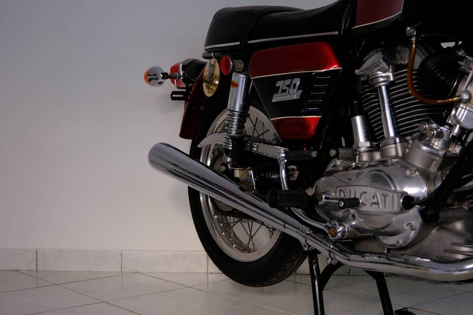 Immagine 24/96 di Ducati 750 GT (1974)