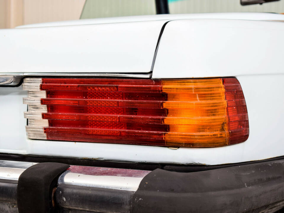 Image 27/47 of Mercedes-Benz 450 SL (1973)