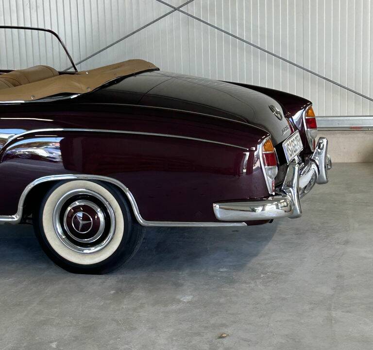 Image 5/8 de Mercedes-Benz 220 S Cabriolet (1958)