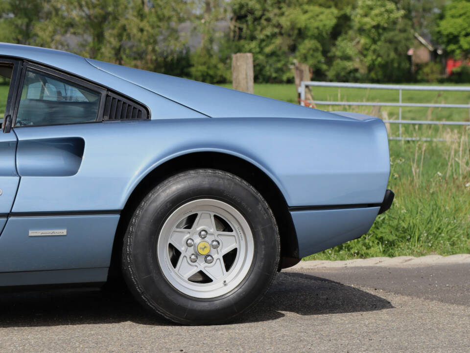 Image 28/50 of Ferrari 308 GTB (1976)
