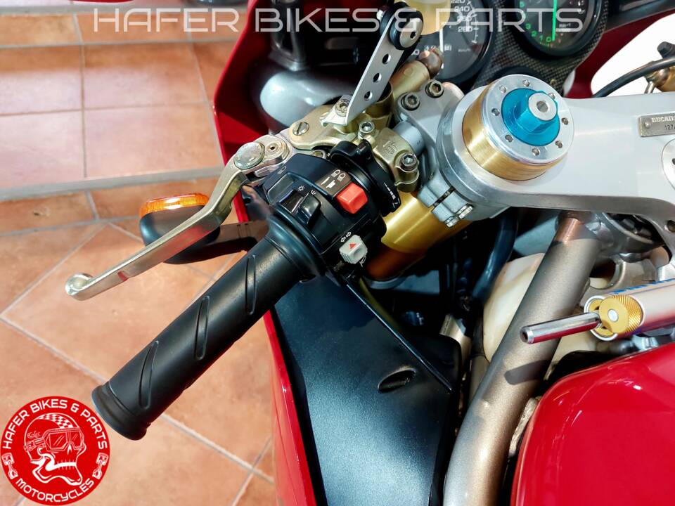 Immagine 33/58 di Ducati 998 R (2002)