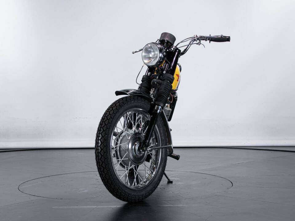 Image 3/50 of BSA DUMMY (1969)