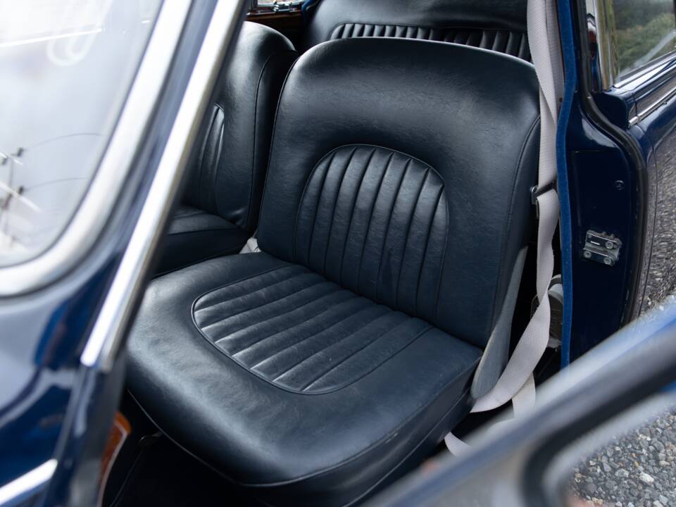 Bild 34/44 von Jaguar 340 (1968)