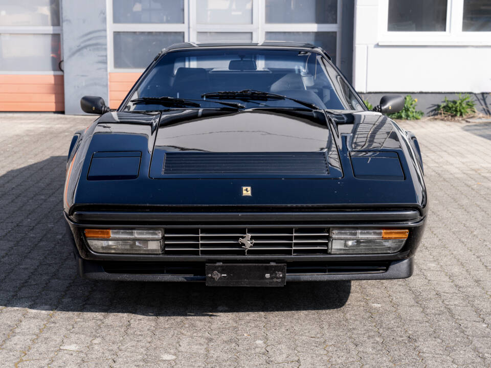 Image 6/17 of Ferrari 328 GTB (1988)