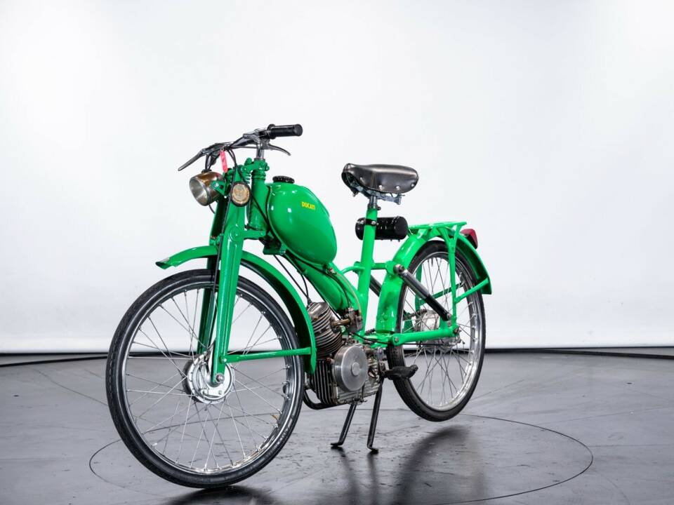 Image 7/44 of Ducati Cucciolo (1951)