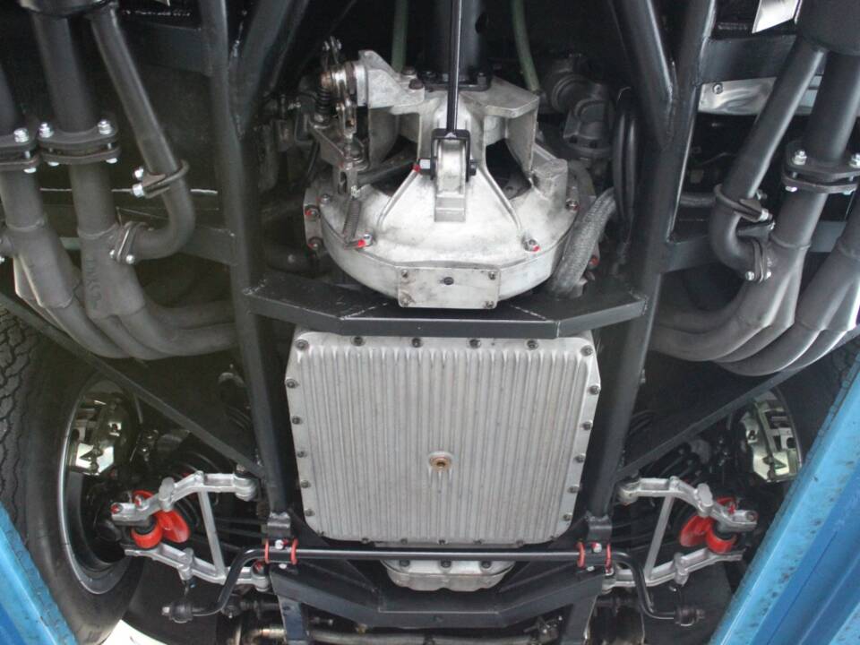 Image 17/22 of Ferrari 365 GTB&#x2F;4 Daytona (1971)