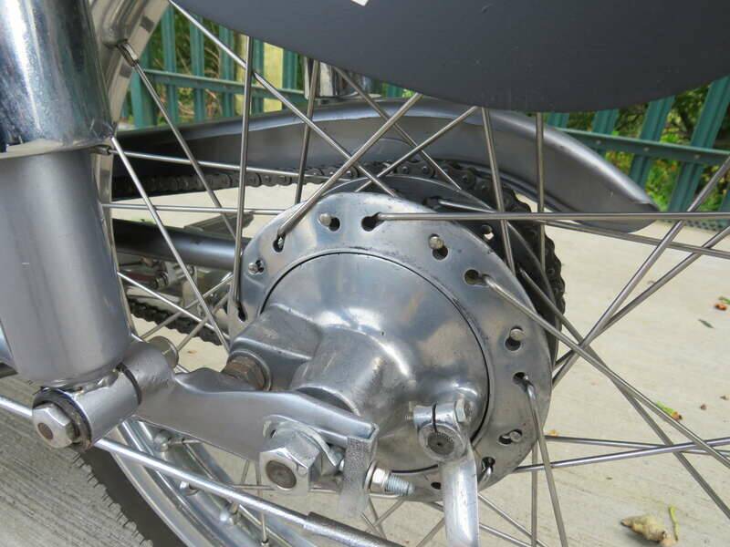 Bild 38/45 von MV Agusta 150 Sport (1953)