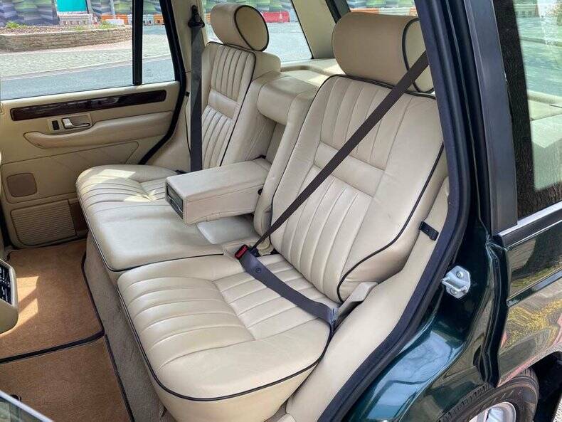 Image 15/50 de Land Rover Range Rover 4.6 Vogue (2001)